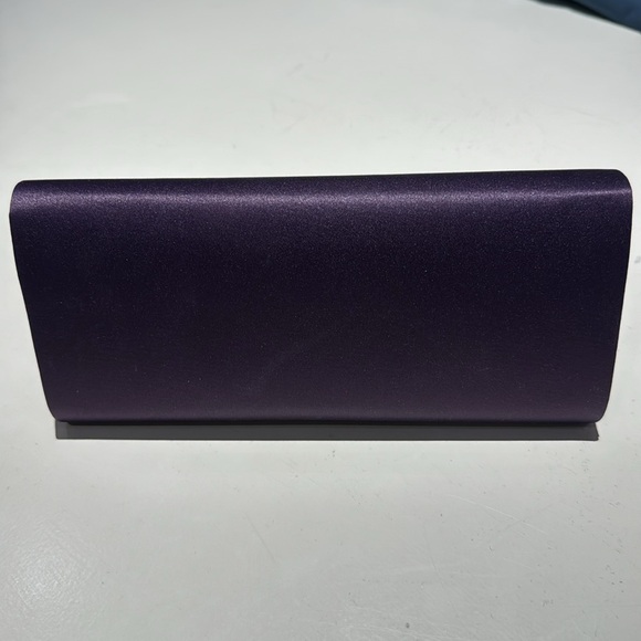 Dark purple satin evening clutch with crystal bow detail - Picture 2 of 4